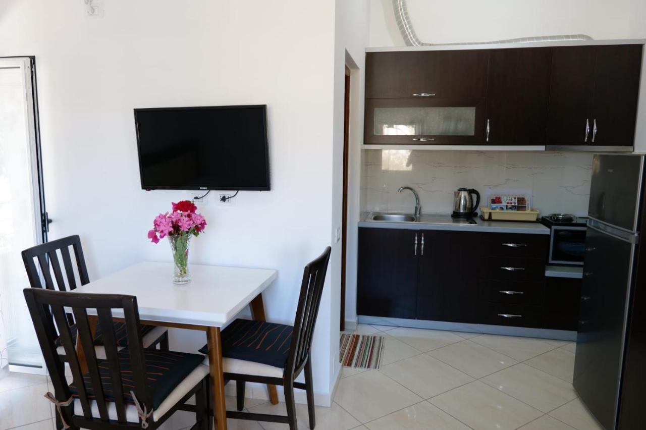 Vila Ervin Second Floor Ksamil Luaran gambar